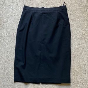 Jones NY black stretch pencil skirt size 4
